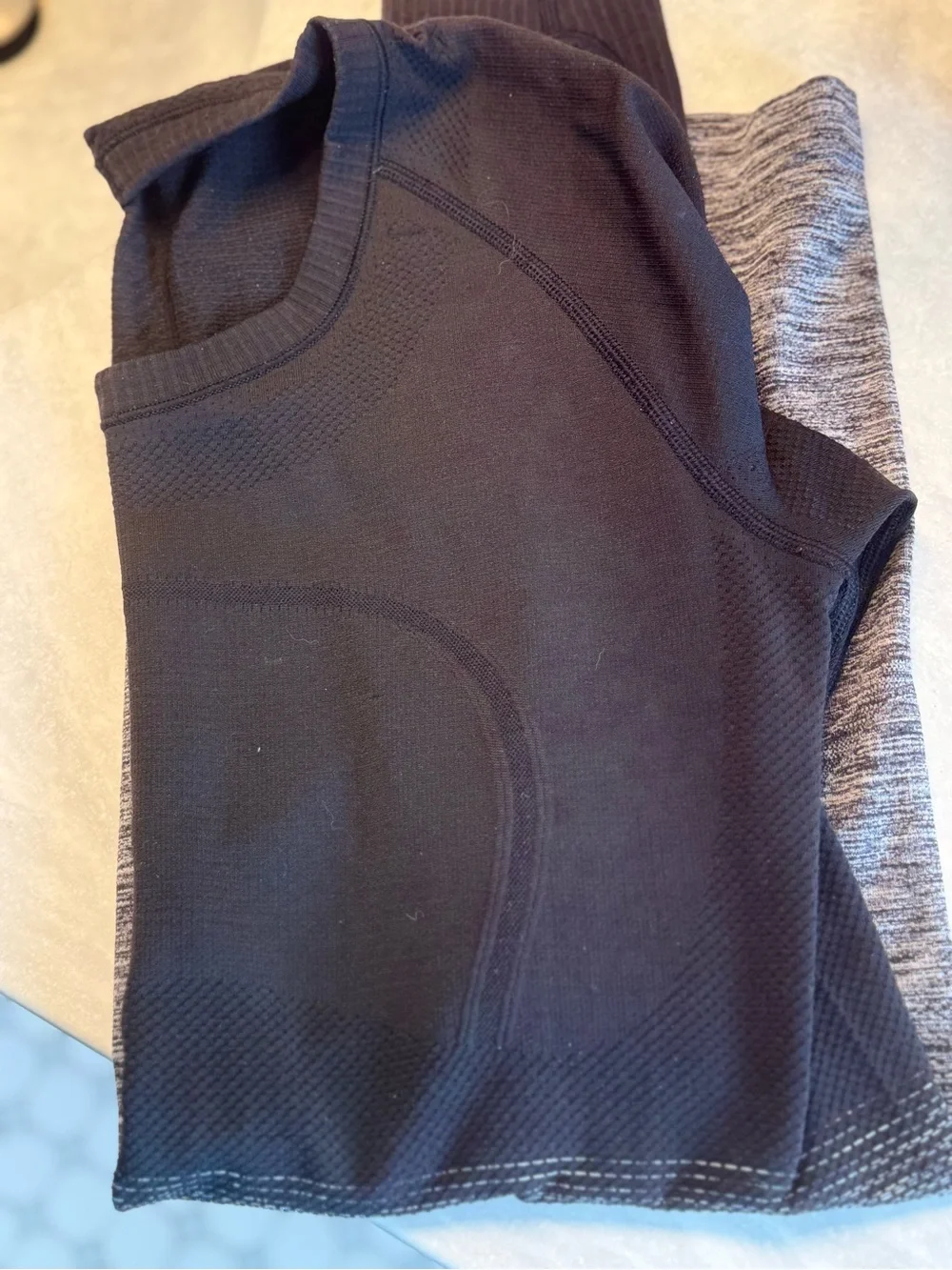 Lululemon Swiftly Tech Long Sleeve Crew